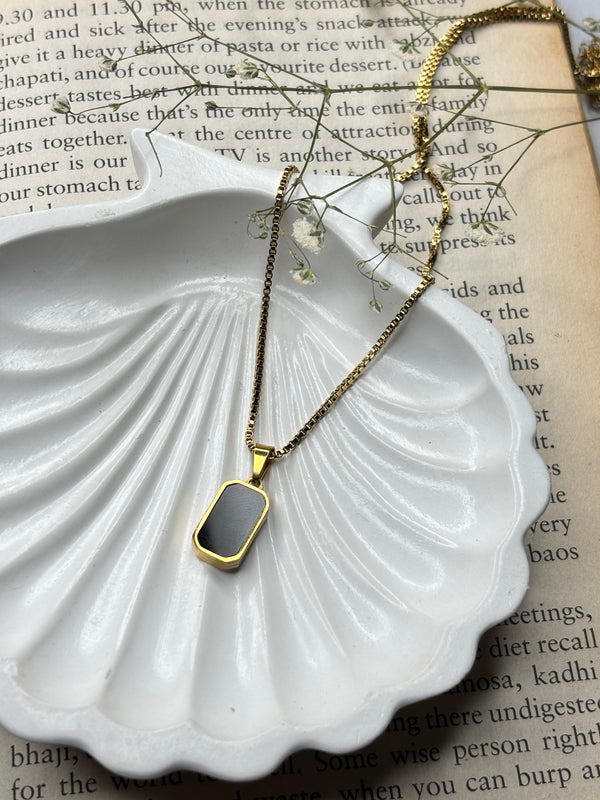 Black & White Reversible Necklace